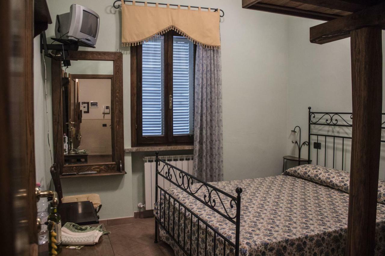 Angolo Del Gelsomino Castel Ritaldi Ngoại thất bức ảnh